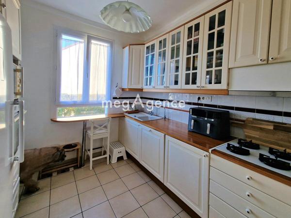 Maison à Plaisir, 78370 - 8 pièces 145m²