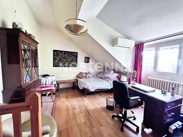 Vente élégante maison en pierre de tuffeau de 109 m² avec 4 chambres et bureau au coeur de Château-du-Loir (72500)