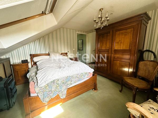 Vente élégante maison en pierre de tuffeau de 109 m² avec 4 chambres et bureau au coeur de Château-du-Loir (72500)