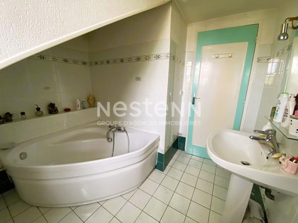 Vente élégante maison en pierre de tuffeau de 109 m² avec 4 chambres et bureau au coeur de Château-du-Loir (72500)