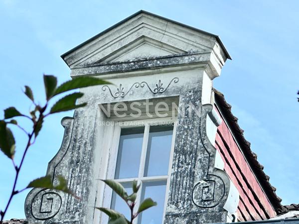 Vente élégante maison en pierre de tuffeau de 109 m² avec 4 chambres et bureau au coeur de Château-du-Loir (72500)