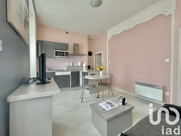 Immeuble à vendre 147 m² Bourbon-l'Archambault