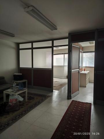 Bureaux · Vente Paris (75019) 2 pièces · 49m²