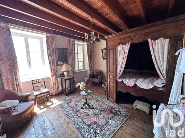 Maison à vendre 7 pièces 178 m² Saint-Sauveur-Villages