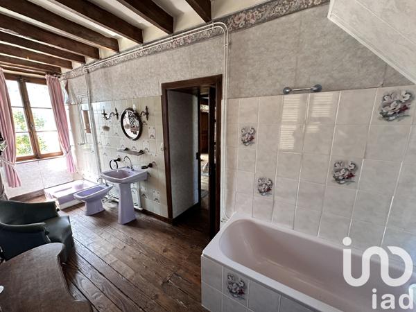 Maison à vendre 7 pièces 178 m² Saint-Sauveur-Villages