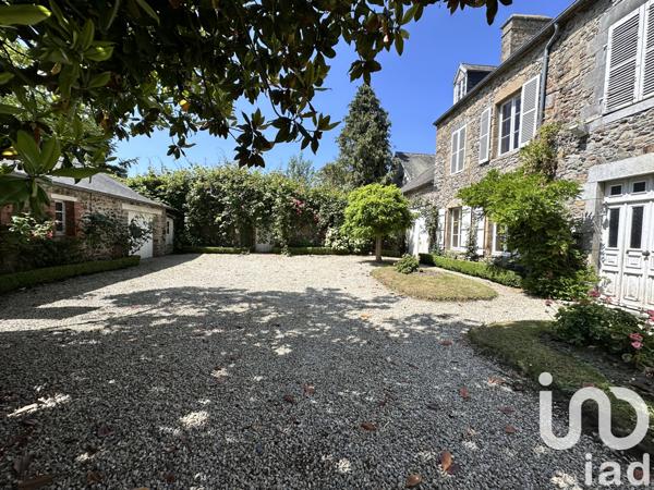 Maison à vendre 7 pièces 178 m² Saint-Sauveur-Villages