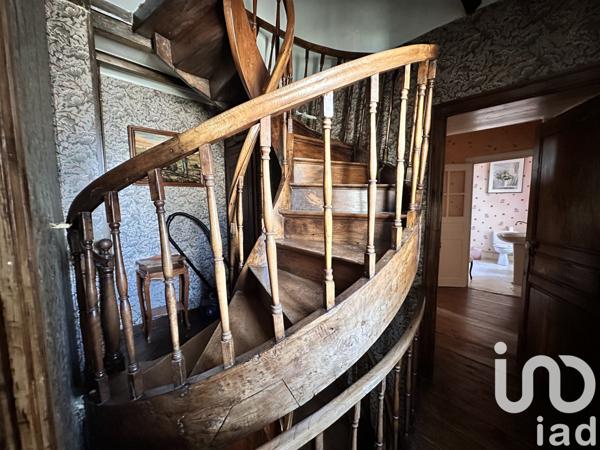 Maison à vendre 7 pièces 178 m² Saint-Sauveur-Villages