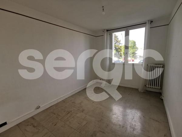 Location 2 Pieces 48 80080 Amiens 25 0003 04 0592