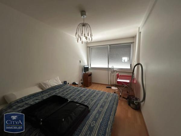 Appartement à louer 4 pièces 92.45m² Lyon (69008)