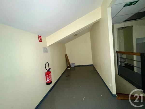 à vendre  40 m 2   ST CYR SUR MER  - 83
