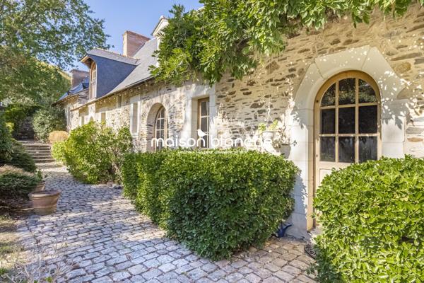 PROPRIÉTÉ D’EXCEPTION À PRUNIERS – BOUCHEMAINE- EXCLUSIVITE Jacques BATARDIERE