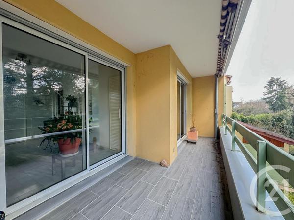 Appartement F3 à vendre  3 pièces - 97,55 m2 ST DIDIER AU MONT D OR - 69