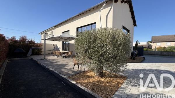 Maison à vendre 4 pièces 128,25 m² Veauche