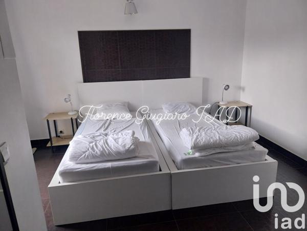 Maison à vendre 8 pièces 140 m² Sanary-sur-Mer