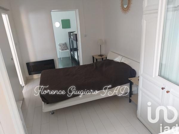 Maison à vendre 8 pièces 140 m² Sanary-sur-Mer