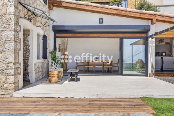 Maison
         4 pièces
        - 134 m² Bien prestige 720 000 € *