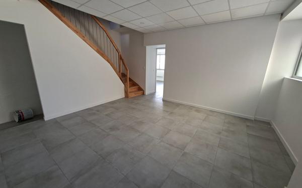 Appartement à vendre    2 pièces • 45,41 m2 Saint-Étienne-de-Saint-Geoirs