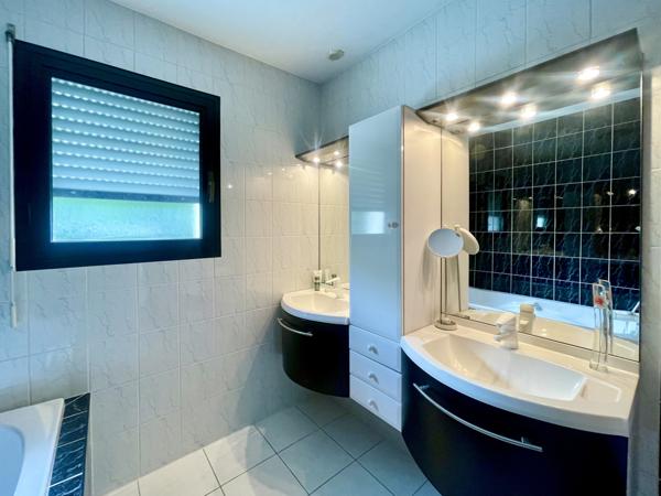 MAISON REZE TRENTEMOULT