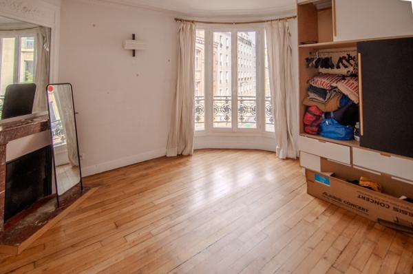 Paris 19 ème : Entre canal de l'Ourcq et Buttes Chaumont, appartement de charme, 2 chambres