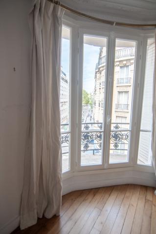 Paris 19 ème : Entre canal de l'Ourcq et Buttes Chaumont, appartement de charme, 2 chambres