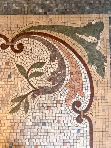 Paris 19 ème : Entre canal de l'Ourcq et Buttes Chaumont, appartement de charme, 2 chambres