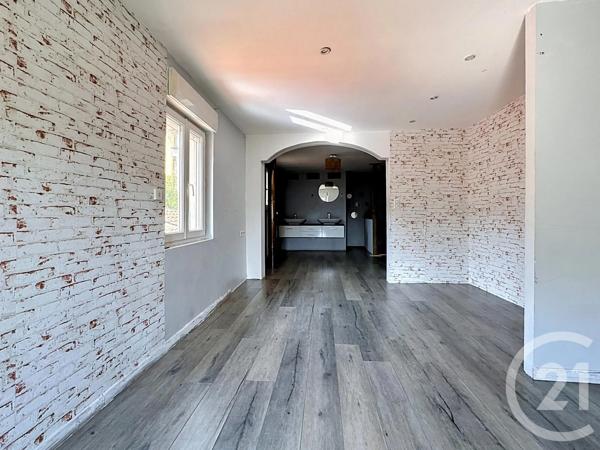 Appartement T5 à vendre  5 pièces - 160 m 2   PAMIERS  - 09