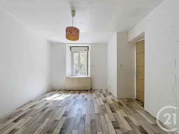 Appartement T5 à vendre  5 pièces - 160 m 2   PAMIERS  - 09