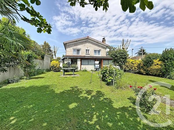 Appartement T5 à vendre  5 pièces - 160 m 2   PAMIERS  - 09