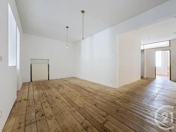 Appartement T5 à vendre  5 pièces - 160 m 2   PAMIERS  - 09