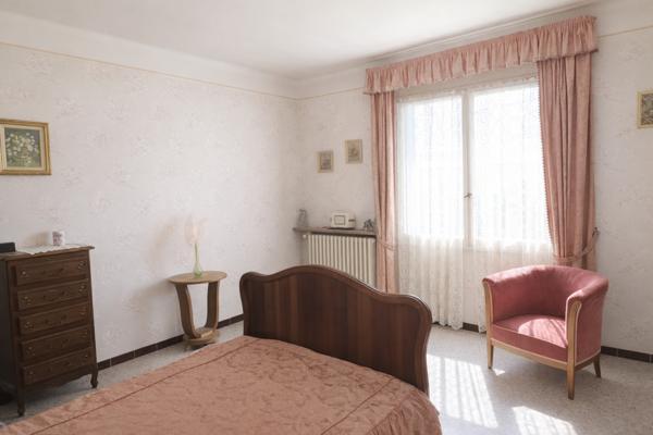 Gardanne (13120) Maison en Viager de 82 m² Carrez à Gardanne sur grand terrain de 1 000 m²