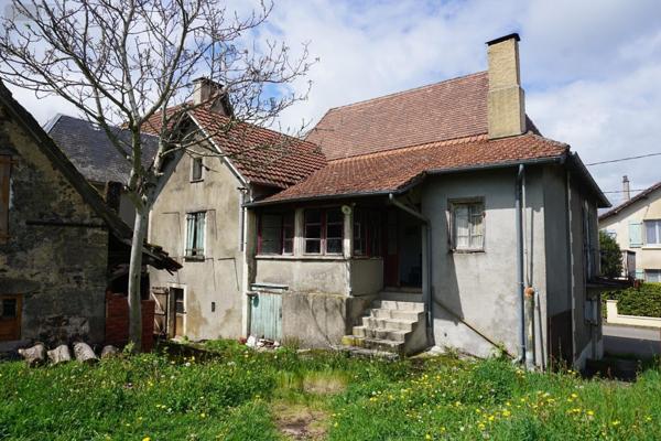 Maison à vendre à Lacapelle-Marival dans le Lot (46120), ref : 25.011