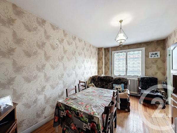 Appartement F2 à vendre  2 pièces - 36,90 m 2   ST GIRONS  - 09