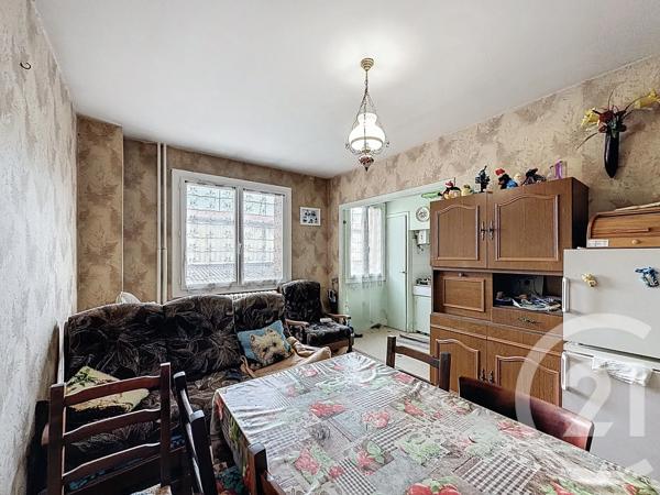 Appartement F2 à vendre  2 pièces - 36,90 m 2   ST GIRONS  - 09