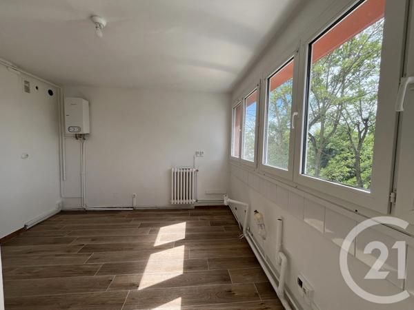 Appartement T4 à vendre  4 pièces - 77,39 m 2   BEAUZELLE  - 31