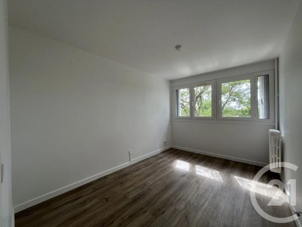 Appartement T4 à vendre  4 pièces - 77,39 m 2   BEAUZELLE  - 31