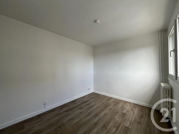 Appartement T4 à vendre  4 pièces - 77,39 m 2   BEAUZELLE  - 31