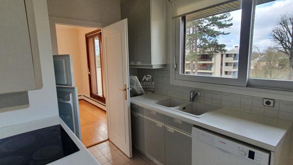 Appartement Maisons-laffitte 4 pièce(s) 89.16 m2 Loyer 2 374 €/mois charges comprises **  - Référence  4697