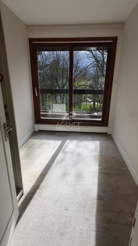 Appartement Maisons-laffitte 4 pièce(s) 89.16 m2 Loyer 2 374 €/mois charges comprises **  - Référence  4697