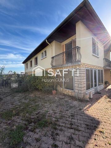 Maison pleine de caractère sur un terrain exceptionnel