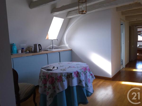 Maison à vendre  5 pièces - 128,60 m 2   ROCAMADOUR  - 46