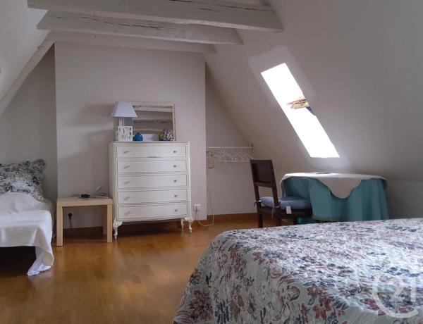 Maison à vendre  5 pièces - 128,60 m 2   ROCAMADOUR  - 46