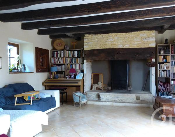 Maison à vendre  5 pièces - 128,60 m 2   ROCAMADOUR  - 46