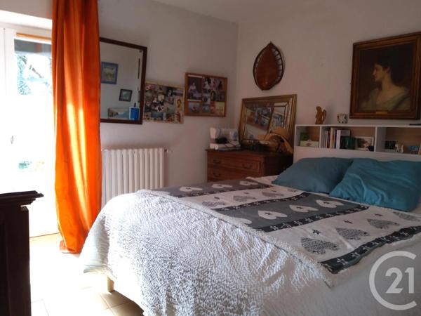 Maison à vendre  5 pièces - 128,60 m 2   ROCAMADOUR  - 46