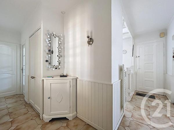 Maison à vendre  5 pièces - 127,52 m 2   BESSAN  - 34
