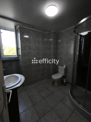 Maison
         9 pièces
        - 186 m² 149 600 € *