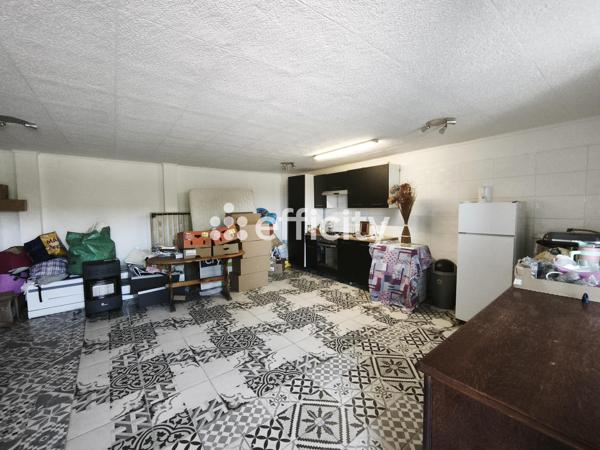 Maison
         9 pièces
        - 186 m² 149 600 € *
