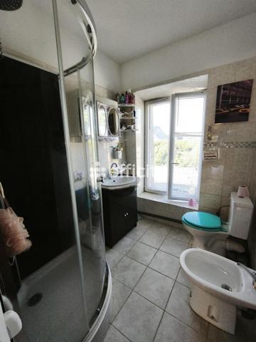 Maison
         9 pièces
        - 186 m² 149 600 € *