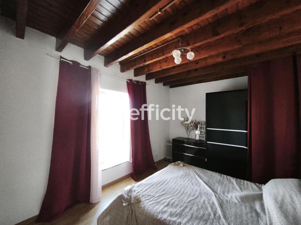 Maison
         9 pièces
        - 186 m² 149 600 € *