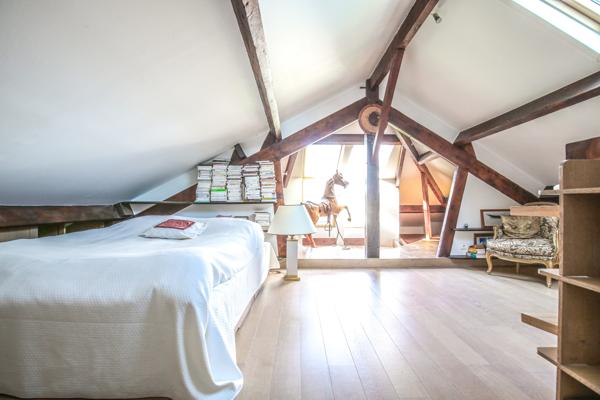 Appartement 5 pièces - 102 m² Bien prestige