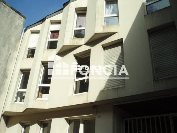 Location Appartement 3 pièces 48.1 m² - 23 RUE DE KERFEUNTEUN Quimper 29000